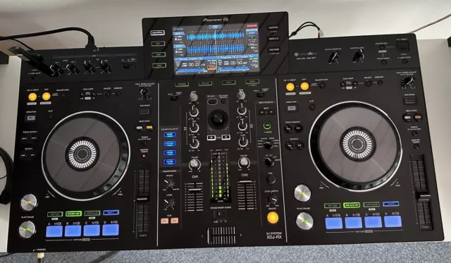 Pioneer XDJ-RX inkl. Decksaver & UDG Controller Hardcase XL