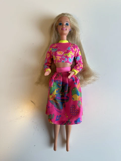BARBIE STYLED BY IRIS APFEL Designer veste fourrure 2018 Mattel FWJ27 boite NRFB EUR 280,00 - FR