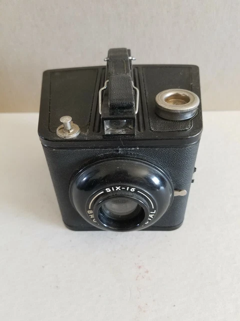 Kodak Six-16 Spécial Brownies -1938-1942 - Modèle Métal Avec Sa Sacoche En Toile