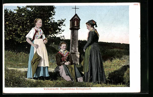 AK Junge Frauen am Wegekreuz in Schwarzwälder Tracht aus Rippoldsau-Schapbach