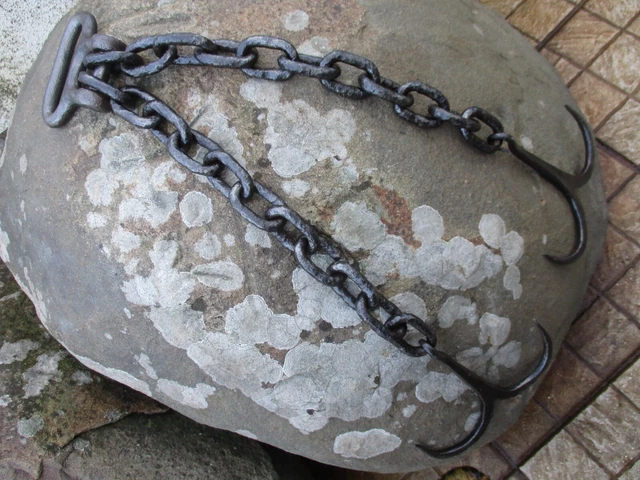 Antique Wrought Iron 2 Double Hook With Chain Hanging Kitchen Rustic Farm Tool 12