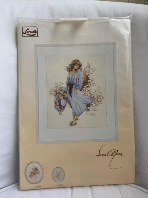 Sara Moon Lanarte cross stitch kit 33501