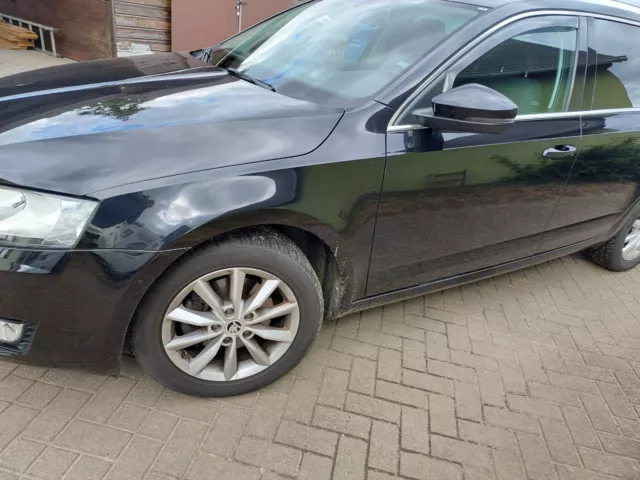 skoda octavia combi 1.6TDI Green tec 4x4 Ambition skoda octavia combi 1.6TDI Green tec 4x4 Ambition