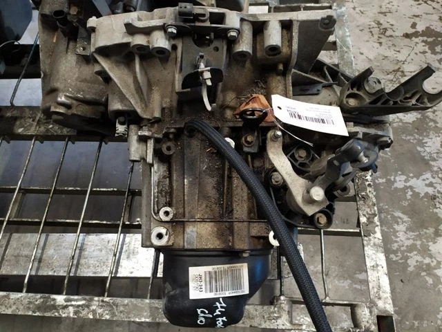 Kit barre anti-rapprochement en Alu Noir Audi A3 de 1996 a 2003 Kit barre anti-rapprochement en Alu Noir Audi A3 de 1996 a 2003