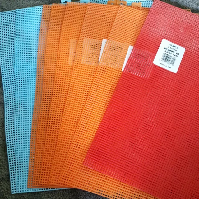 Darice Quick-Count 7 Mesh PLASTIC CANVAS 10.5 x 13.5 - Variety of Color  Choice 