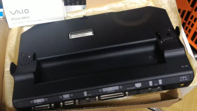 Sony VAIO docking station replicatore porta laptop (PCGA-PRV1)