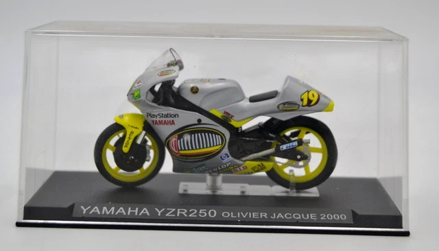 Yamaha YZR 250 de Olivier Jacque 1:18 de Majorette de segunda mano por 20 EUR en Agra Da Pedra Yamaha YZR 250 de Olivier Jacque 1:18 de Majorette de segunda mano por 20 EUR en Agra Da Pedra