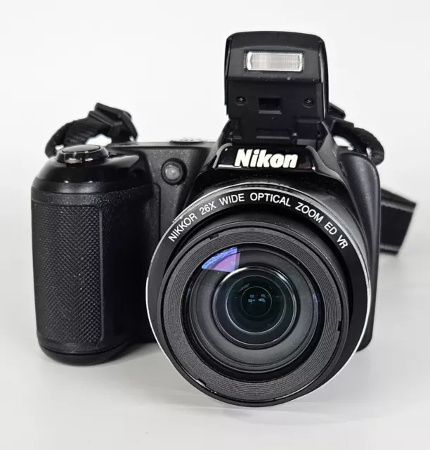 Nikon Coolpix L320 Digitalkamera (16,1  Megapixel, 26-Fach Opt.) SEHR GUT