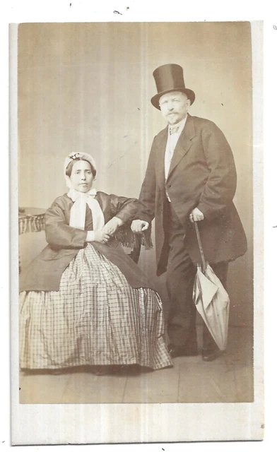 Foto Formato Visita. Coppia Di Anziani Coniugi, Studio Ippolito Capello, Torino