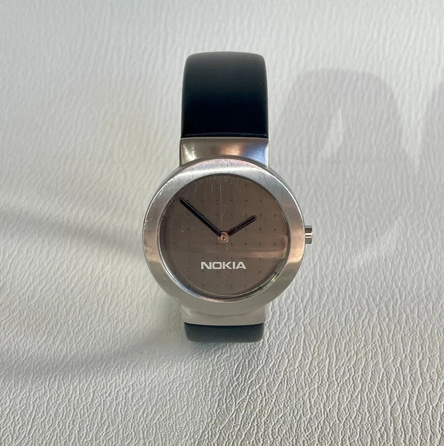 Nokia 8580 pocket watch 2025