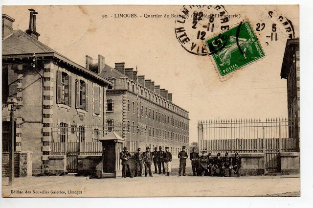 Thème VIE MILITAIRE CASERNES CPA 87 LIMOGES quartier de Beaupuy infanterie