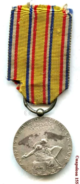 FRANCE. Medaille des Sapeurs Pompiers avec son ruban