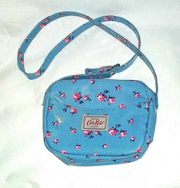 Cath Kidston   Cath Kids Oilcloth Shoulder Bag in Blue with Floral Design