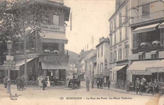 Cpa 92 Suresnes La Rue Du Pont Le Mont Valerien
