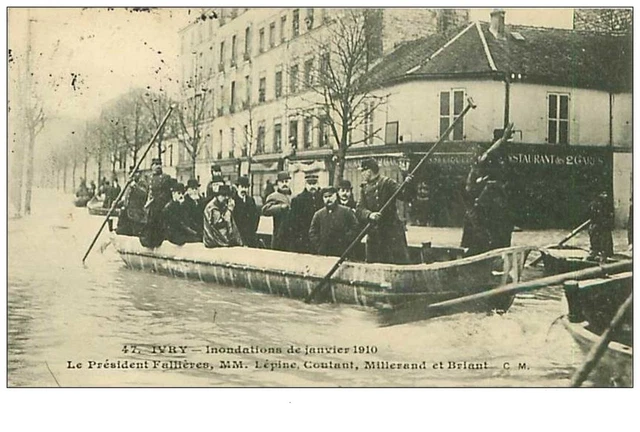 94.IVRY.n°7017.INONDATIONS DE JANVIER 1910.LE PRESIDENT FALLIERES,MM LEPINE,CO