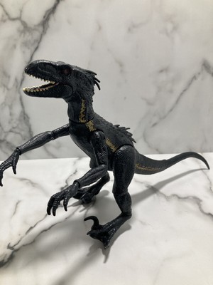 black dinosaur jurassic world