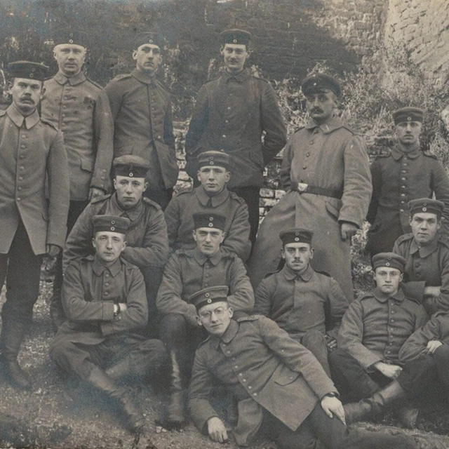 Carte Photo Militaire CPA 1906 - Soldats 102e RI Paris - Albert Thomasson - Voyagée