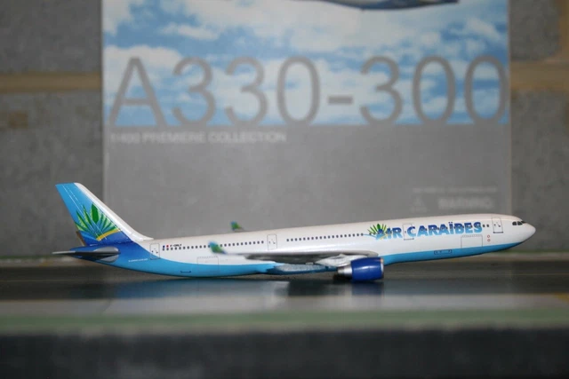 Maquette AIRBUS A330 MRTT ARMEE DE L'AIR F-UJCH 1/200 Métal
