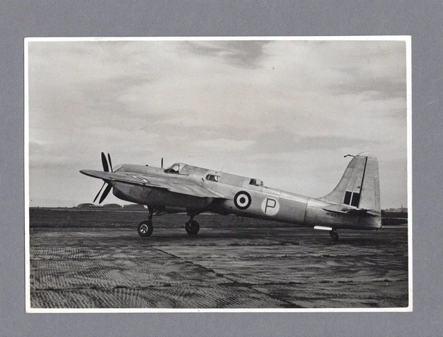 Short Sturgeon Original Vintage Manufacturers Stamped Photo Royal Navy 1950