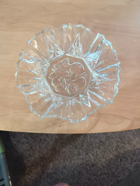 Vintage Clear Cut Crystal Glass Bowl Salad Fruit on Bottom Dish Scalloped