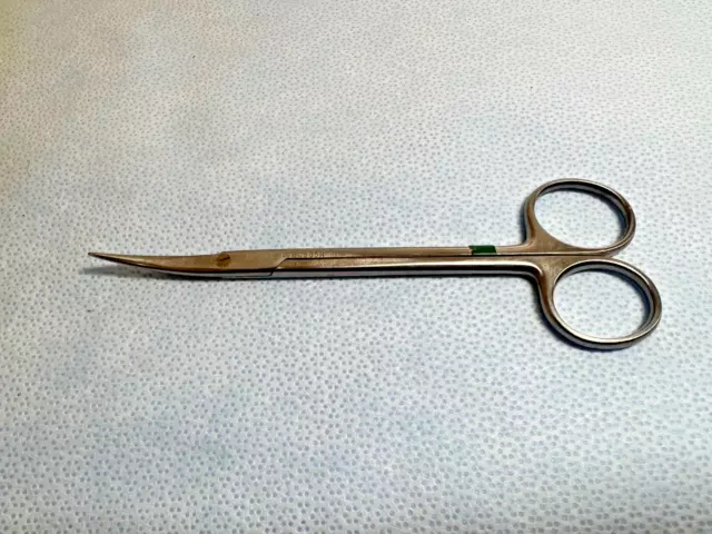 Aesculap BC605R Curved Metzenbaum Dissecting Scissors 5-3/4" Length