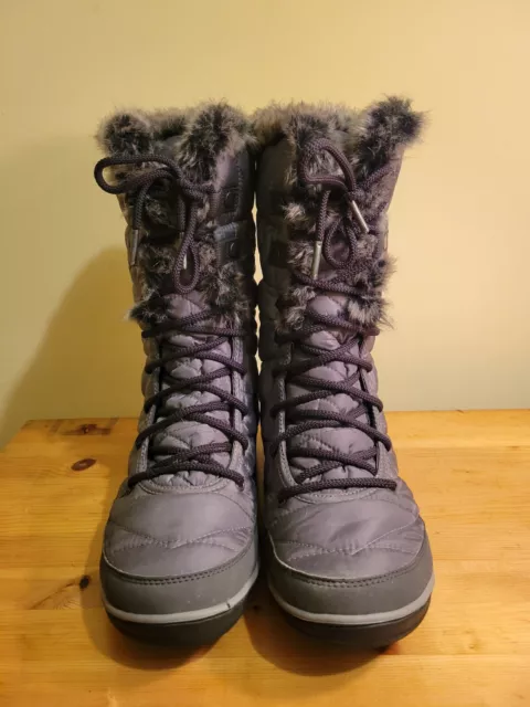 Columbia Women's Minx Mid II Omni-Heat Winter Snow Boot, Gray - Size 8.5