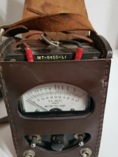 Metro Tel Corp MT-8455-L1 Dc Voltmeter with case and shoulder strap working
