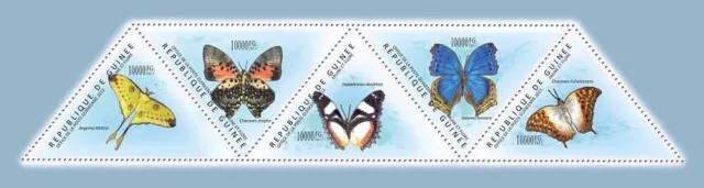 BUTTERFLIES Insects MNH Triangle Stamp Sheet #359 (2011 Guinea)