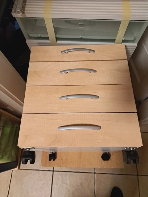 Rollcontainer braun