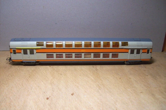 TRAIN HO JOUEF : VOITURE VOYAGEURS BANLIEUX "VB2N" LIVRE OCCASION (sans boite) 3