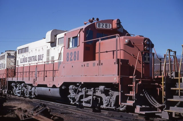 Original Slide ICG Illinois Central Gulf GP10 #8281 - Jackson MS 1973