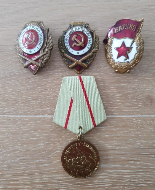 Urrs Signe LOT INSIGNES RUSSES - Ww2 - Sovietique - Urrs - Front De L 'Est EUR 65 ...