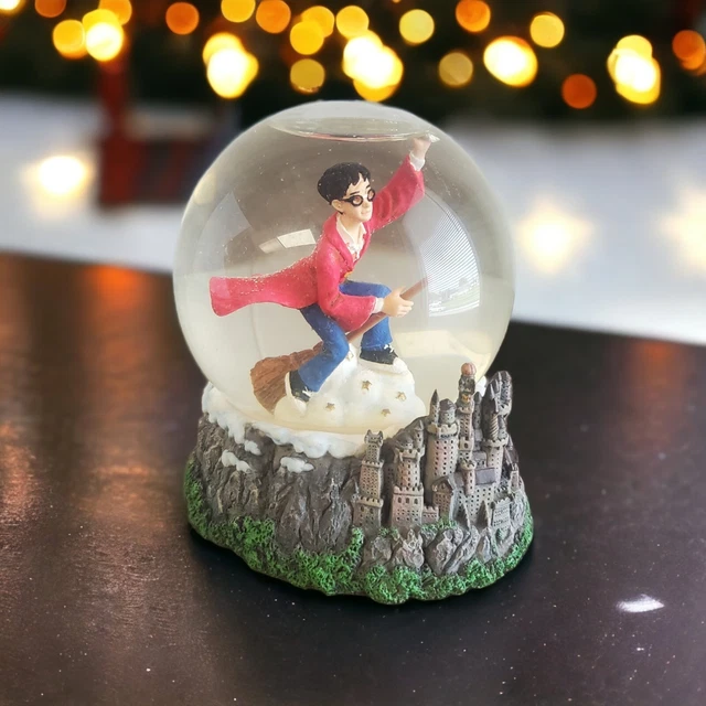 Harry Potter Quidditch Snow Globe Dome Warner Bros 2000 RETIRED / Nice