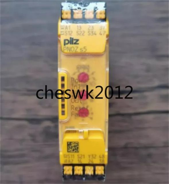 1PCS NEW IN BOX PILZ Safety relay PNOZ S5 751105