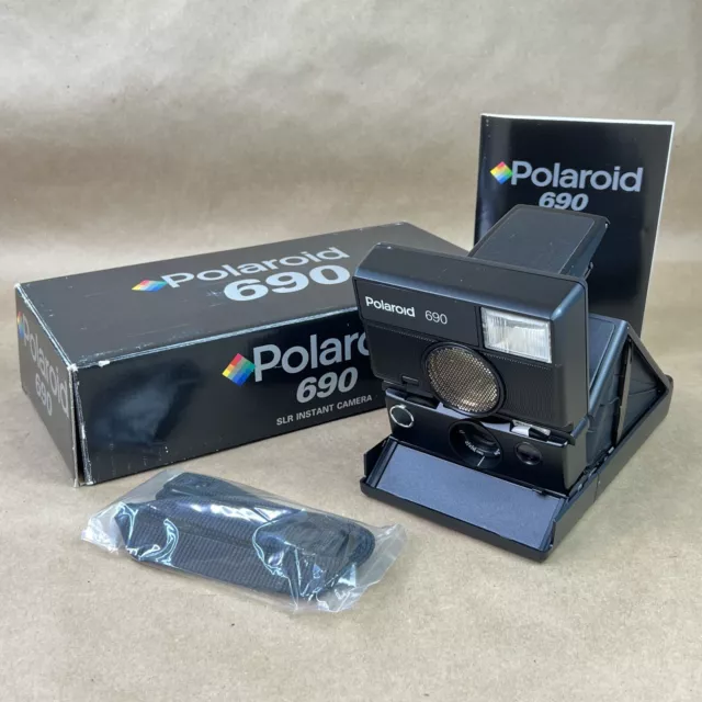 POLAROID 690 SLR Instant Film Camera W/ Original Box NEW & UNUSED EUR