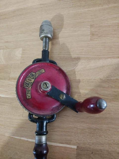 Ancienne chignole a cliquet art pop déco atelier vieux métiers french