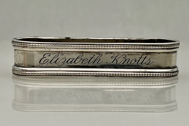 Lunt #509 Sterling Silver Napkin Ring - 89267