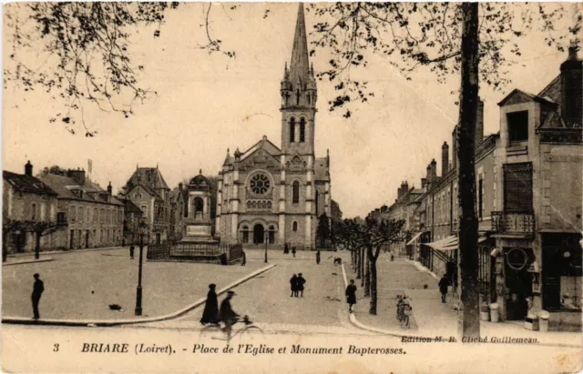 CPA AK BRIARE - Place de Église et Monument Bapterosses (632181)