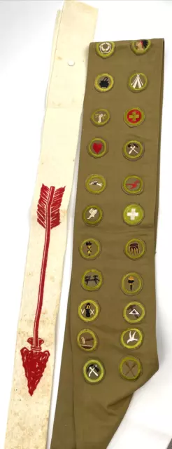 Vintage BSA Boy Scout MERIT BADGE Sash with 22 Merit Badges, Red