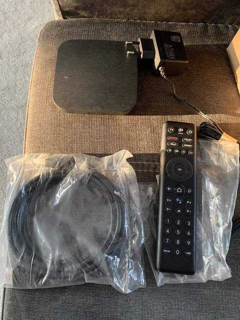 Box Android TV SFR CONNECT V3 - Neuf - Wi-Fi 6, Android TV 11, 16Go/3Go - Envoi Rapide
