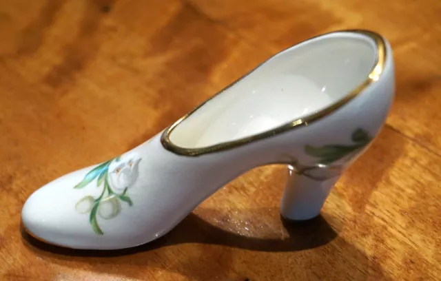 Vintage Kenall Staffordshire White And Gold  Miniature shoe