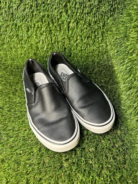Vans Shoes Womens 7 Black White Classic Slip On  Low Leather Casual Sneakers
