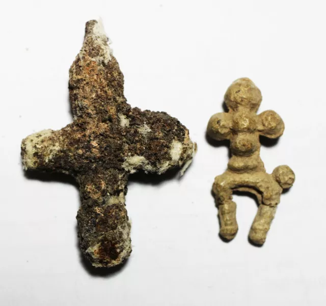 Zurqieh - As24253- Ancient Byzantine Bronze & Lead Crosses . 800 - 1000 A.d