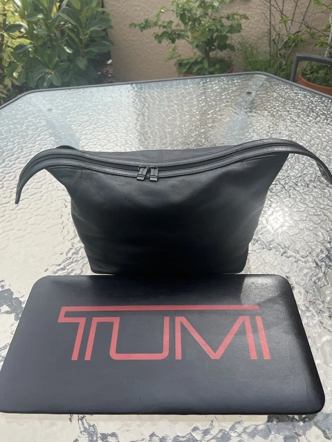 Tumi Alpha Rare Vintage Black Leather Travel Kit Pouch Toiletry Bag Dopp Kit