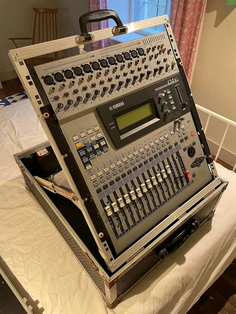 動作◯】YAMAHA 01V デジタルミキサー デジタルミキシングコンソール