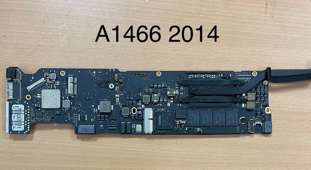 carte mère Macbook air 13 A1932 i5 1.6 Ghz 8Go SSD 256Go