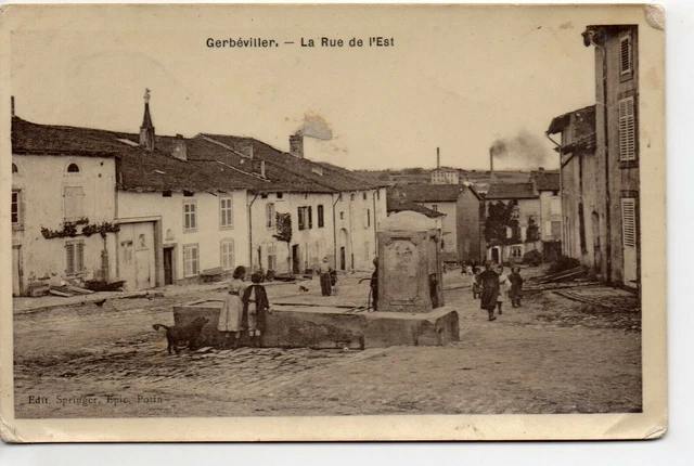 GERBEVILLER - Meurthe et Moselle - CPA 54 - Fontaine rue de l'Est