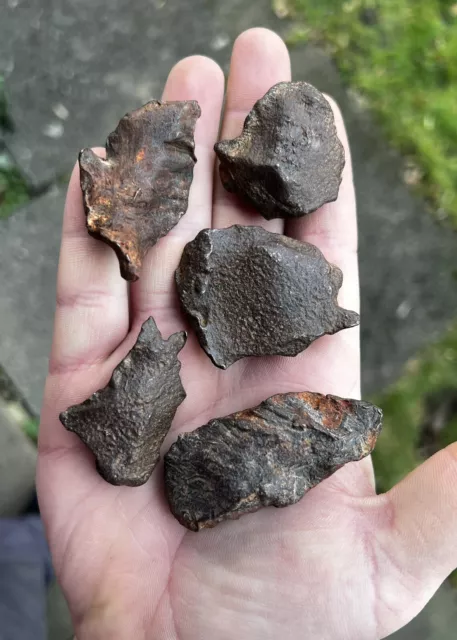 Gebel Kamil iron meteorite shrapnel 362g lot