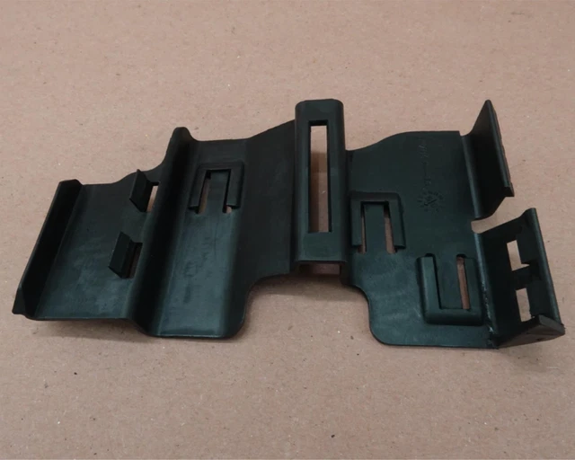 2000-2006 Harley Dyna Super Glide FXDI35 OEM Electrical Caddy Cover 70464-06