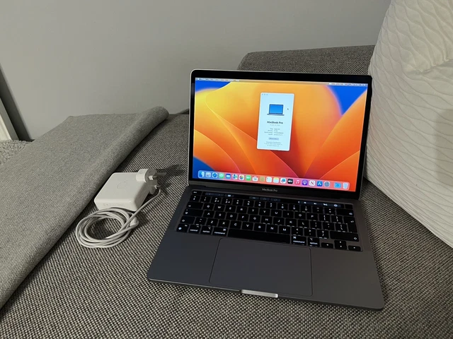 Apple MacBook Pro 13’’ M1 2020 16GB RAM 1TB SSD 8C/8C